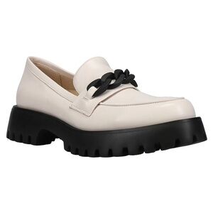 Vaneli Zefiro Milk Nappa Leather Lug Sole Loafer with Black Chain Accent